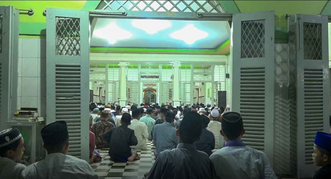Pesan Kiai Hasib Kepada Alumni